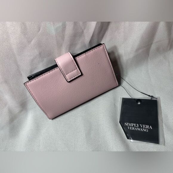 New Blush Simply Vera Vera Wang Nova Card Case Lilac Cream - Picture 4 of 8